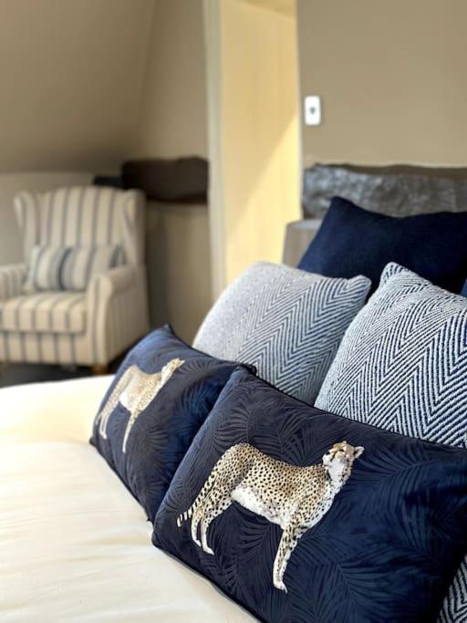 Perfectly Positioned Hambleden House *