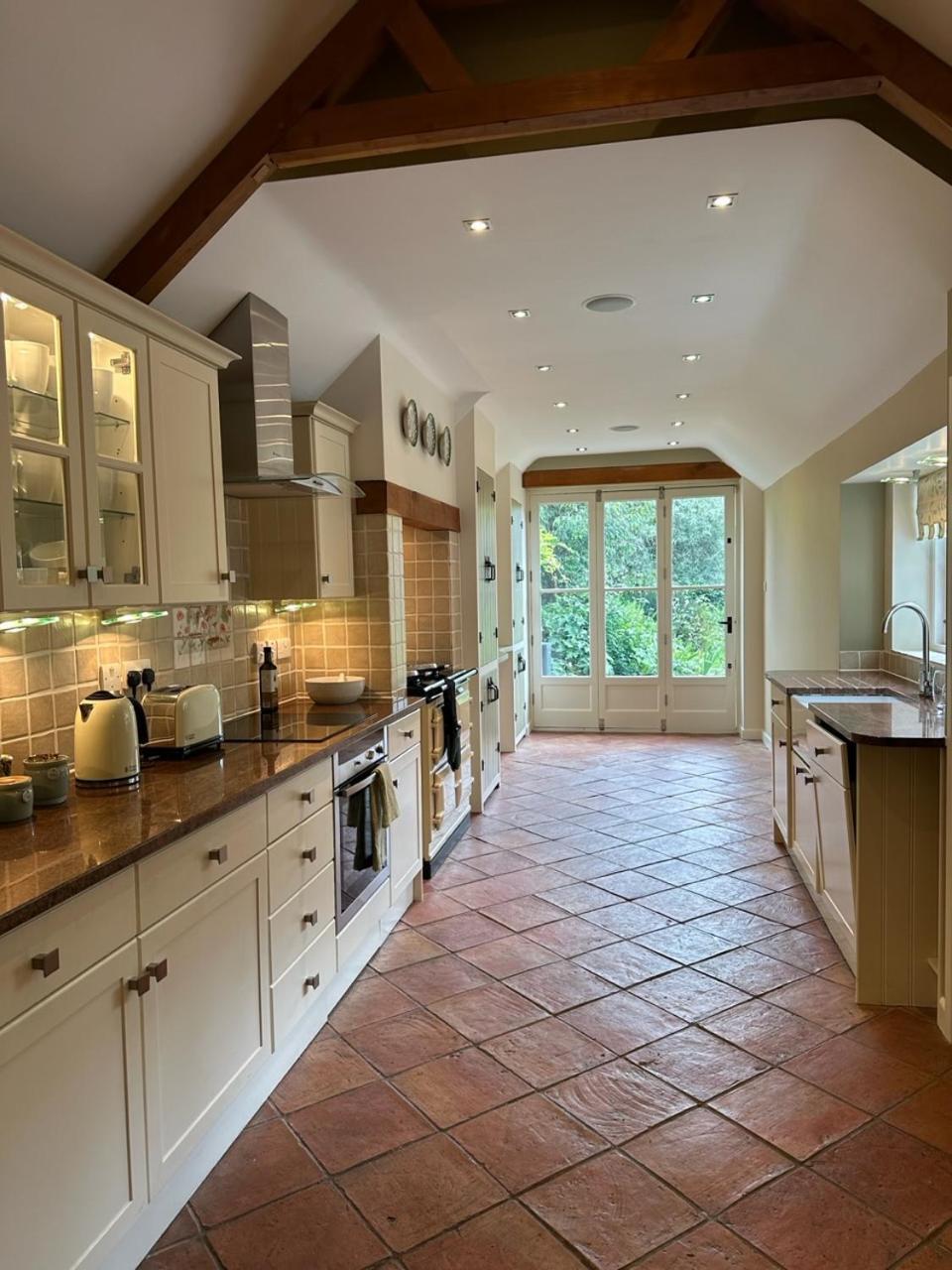 Perfectly Positioned Hambleden House Holiday home *