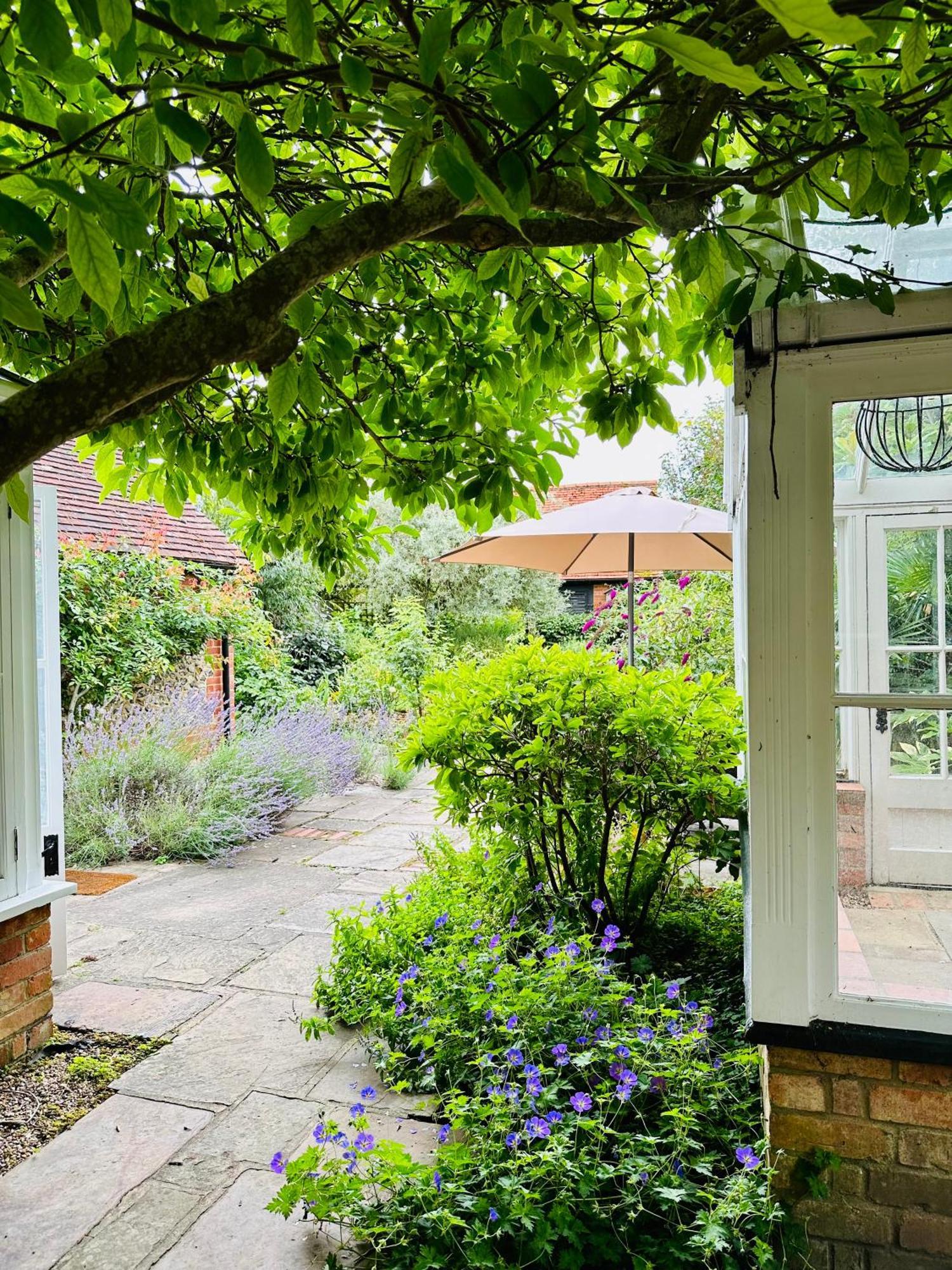 Perfectly Positioned Hambleden House Holiday home